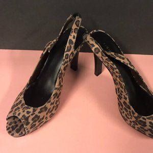 Leopard print peep-toe sling back heel by Fioni, very gently worn
